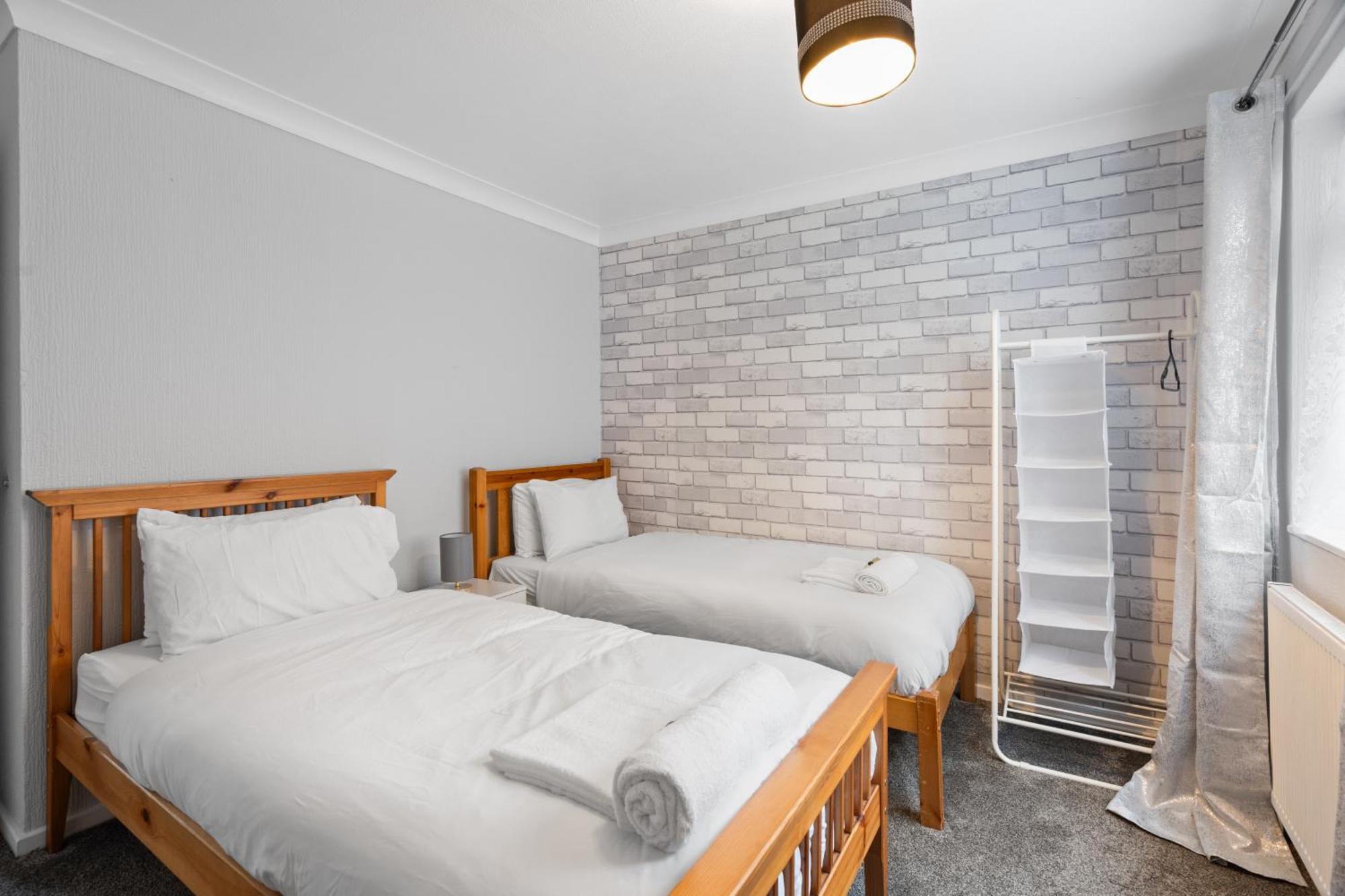 A Charming 3 Bed Home Next To Nec And Birmingham International Airport Marston Green エクステリア 写真