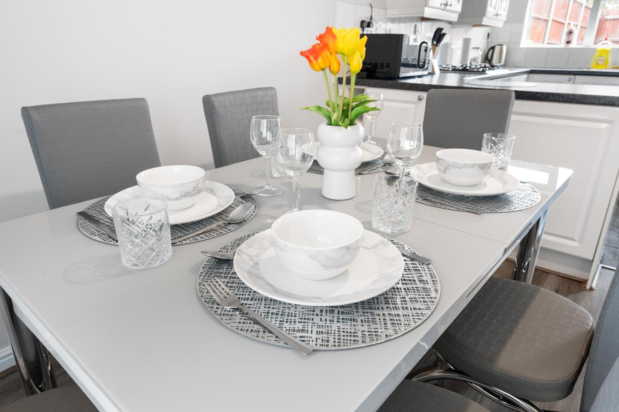 A Charming 3 Bed Home Next To Nec And Birmingham International Airport Marston Green エクステリア 写真